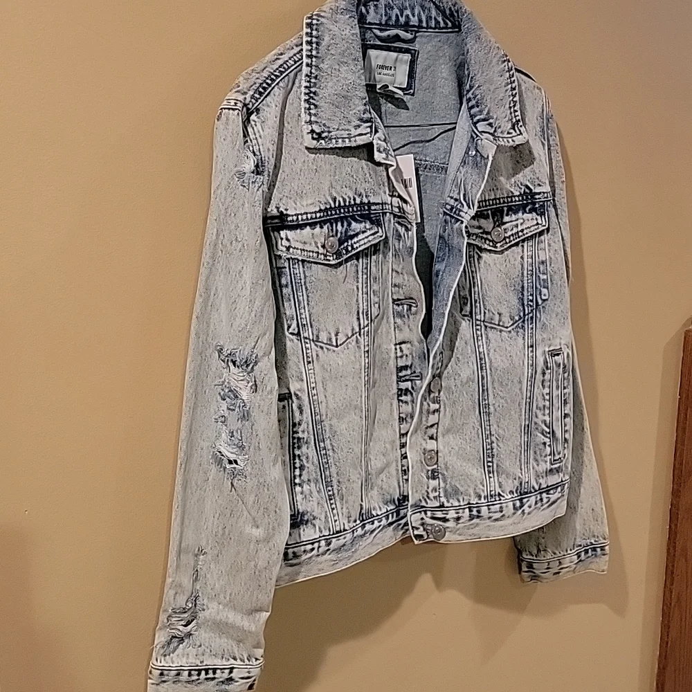 Jean Jacket - Picture 2 of 5